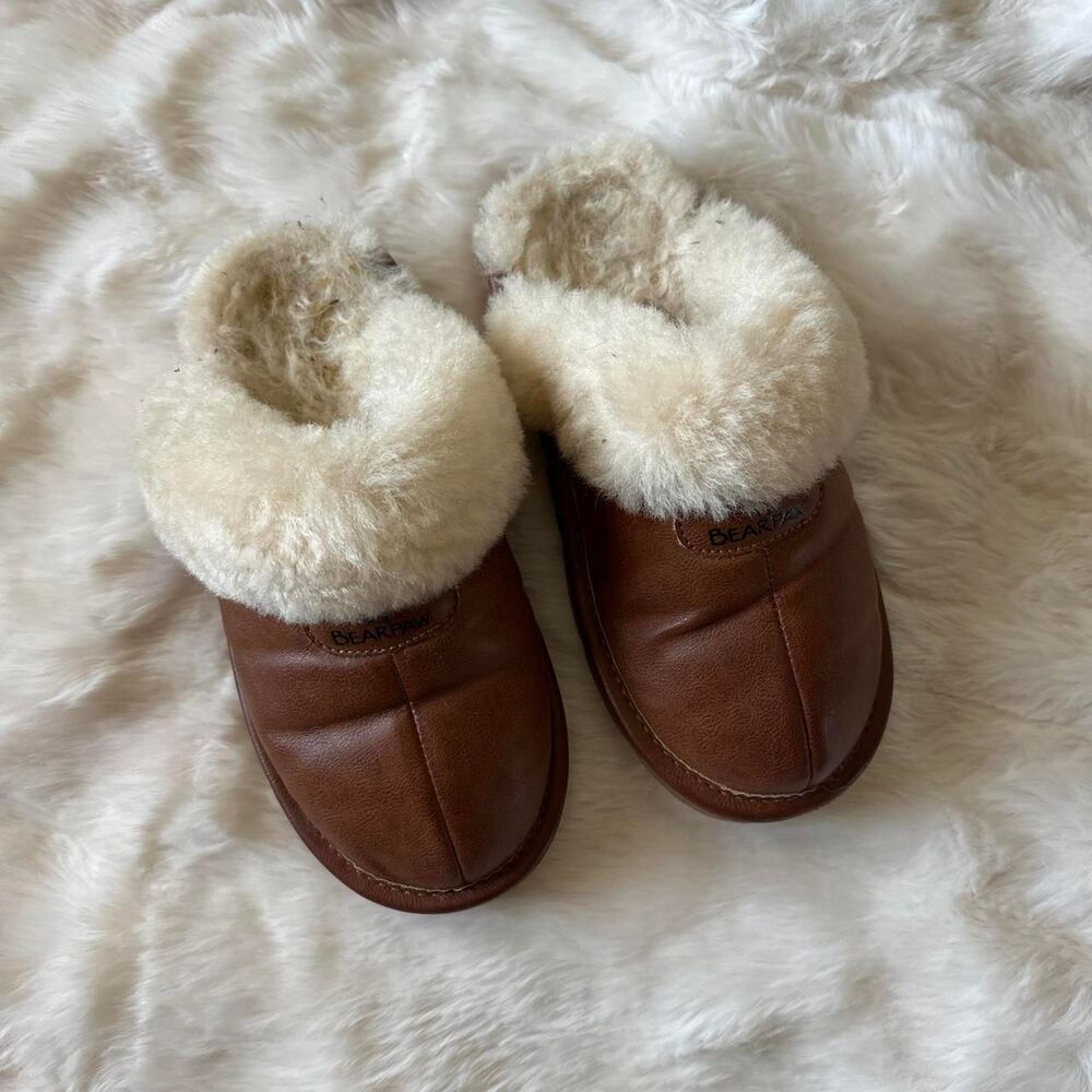Bearpaw Women's Brown and Tan Slippers